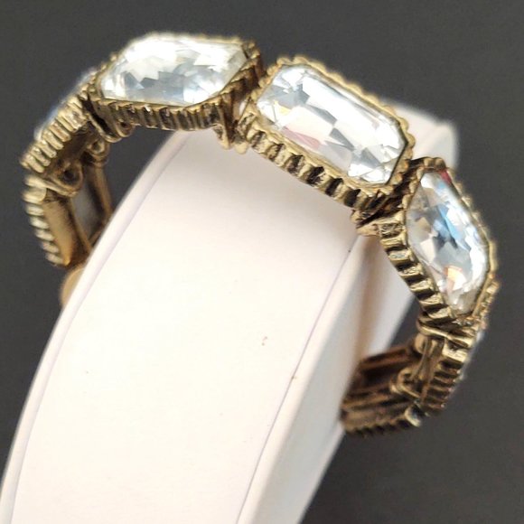 Gold and clear glass cuff - Picture 9 of 13